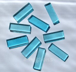 Krakelovaná mozaika 30x10mm - tyrkys
