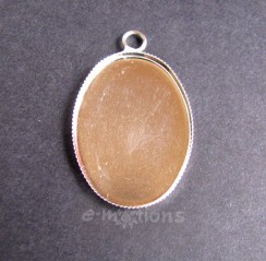Lůžko ovál 25x18mm