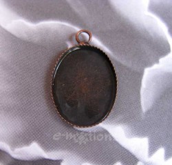 Lůžko ovál střední 25x18mm - staroměď